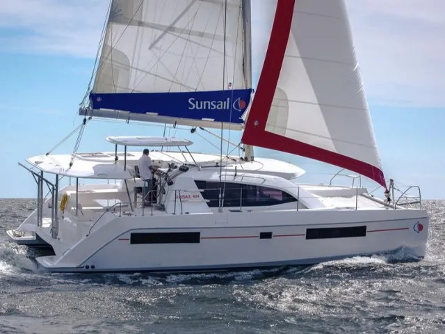 Sunsail 404 Classic - Catamaran in Tambon Pa Klok