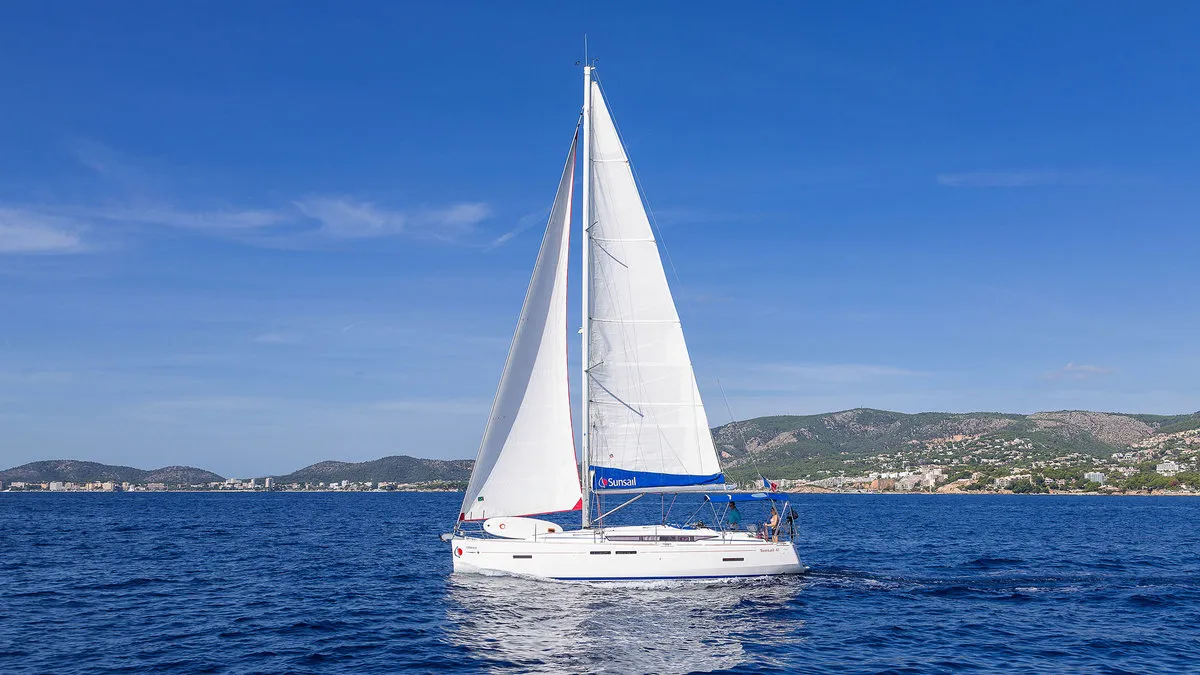Sunsail 41 Classic - Yelkenli içinde Tambon Pa Klok