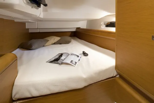 Sunsail 41.1 Classic
