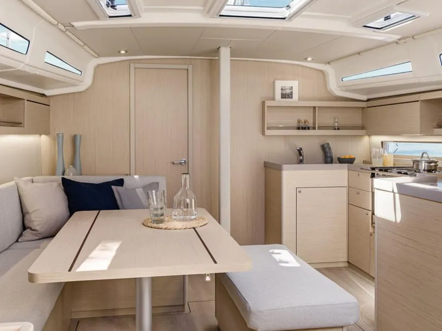 Sunsail Oceanis 40.1 Premium - Sailboat in Città Metropolitana di Napoli