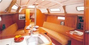 Oceanis 31 Classic - Yelkenli içinde Città Metropolitana di Napoli