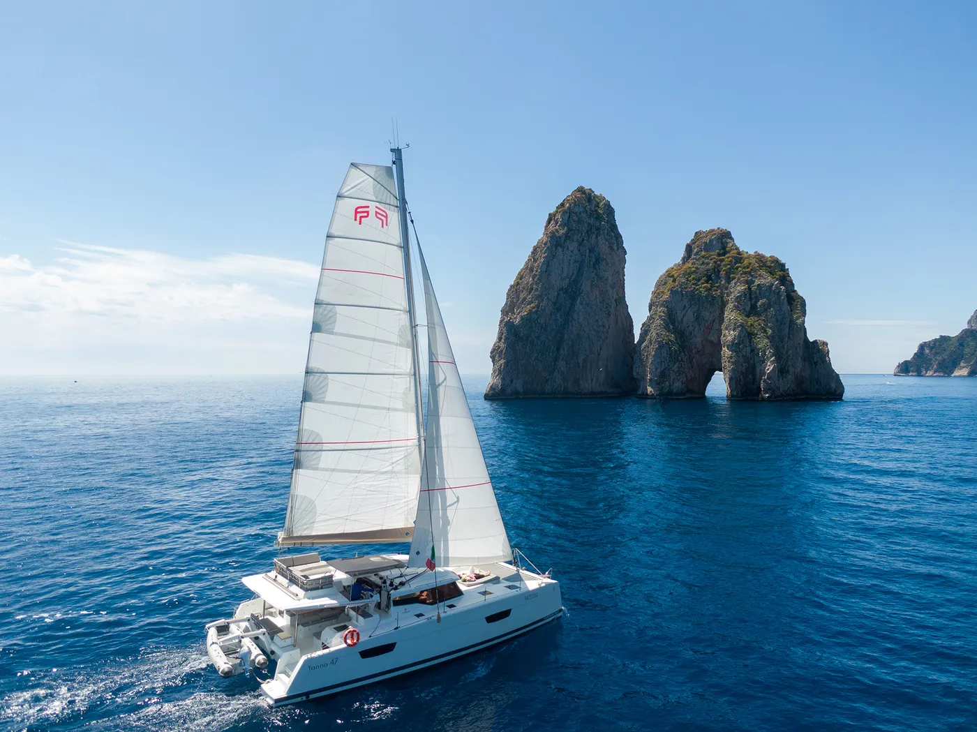 Smeralda - A/C, Generator, Water maker - Catamaran in Castellammare di Stabia