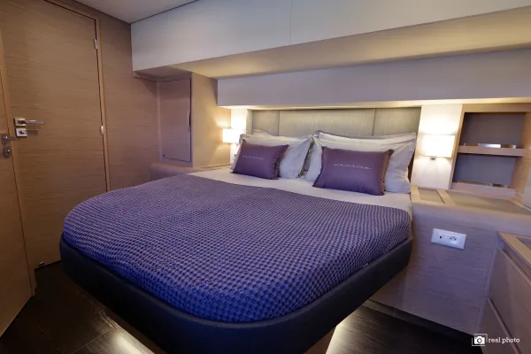 Maurice - Luxury Catamaran, A/C, Generator, Water maker