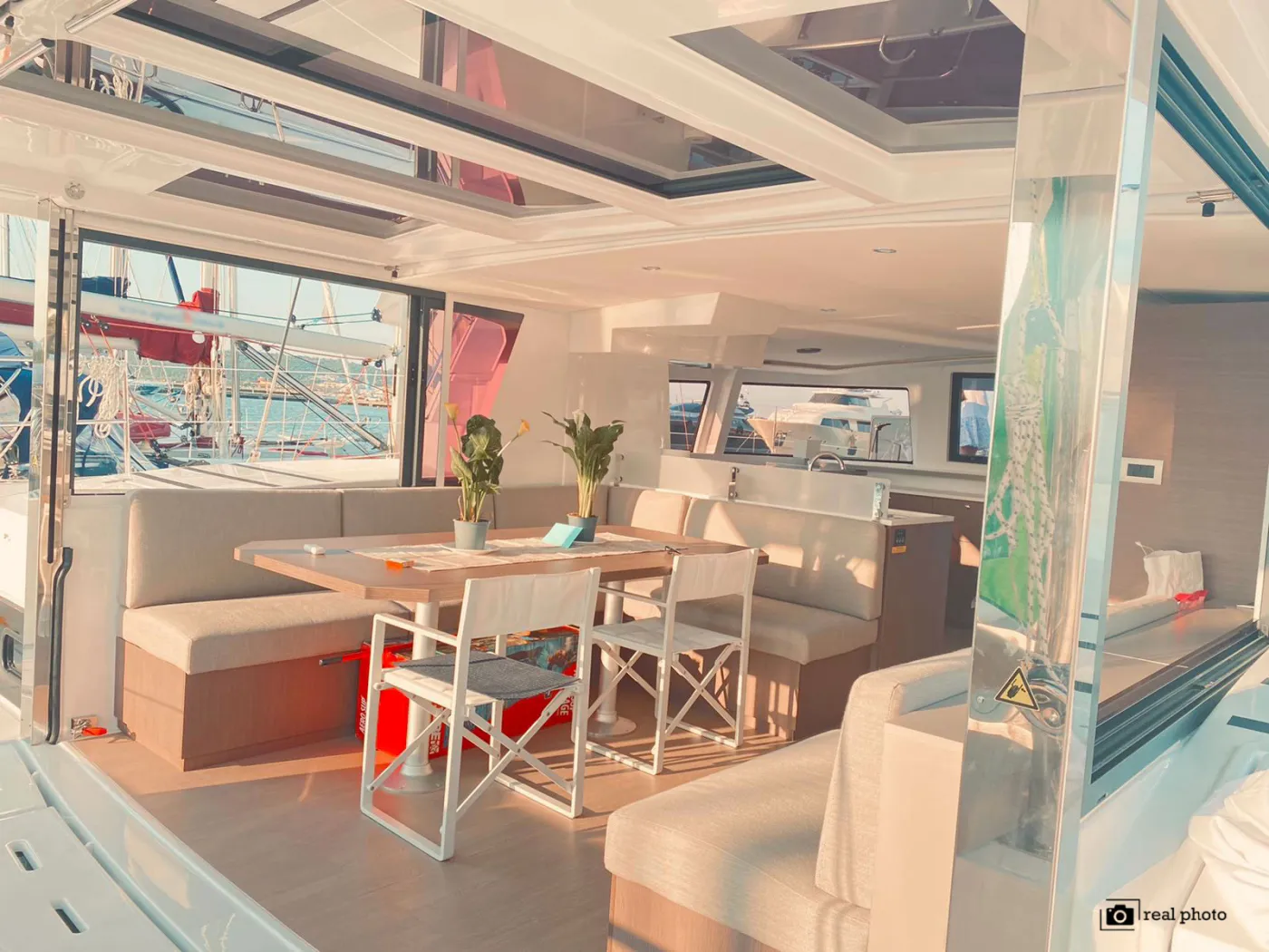 Moderna - A/C, Generator, WM, Solar Panel, BBQ - Catamaran in Cannigione