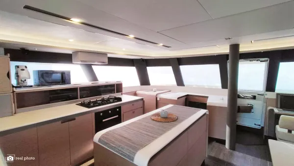 Libertà - Luxury Catamaran, A/C, Generator, Water maker, Solar panel