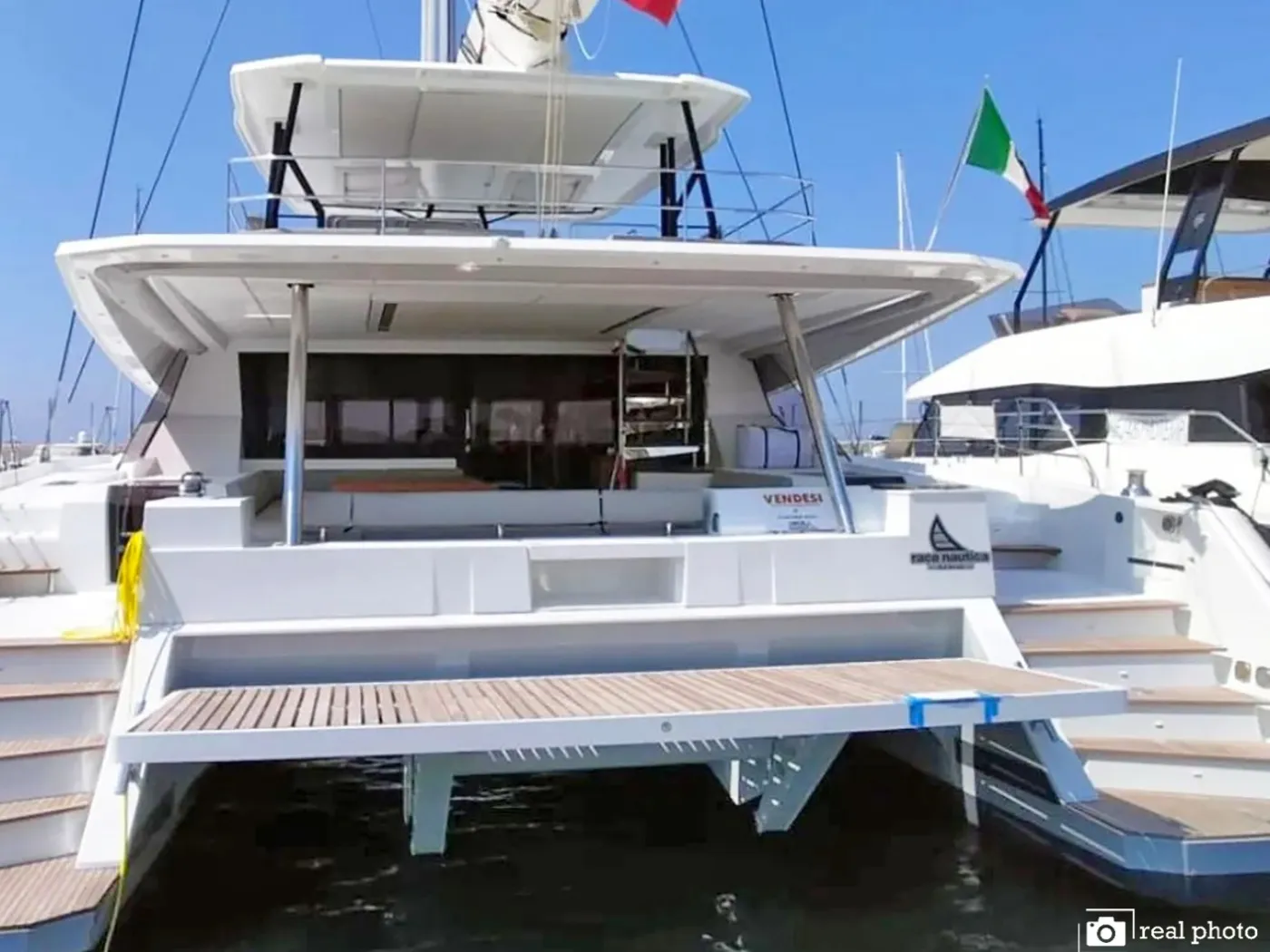 Libertà - Luxury Catamaran, A/C, Generator, Water maker, Solar panel - Catamaran in Castellammare di Stabia