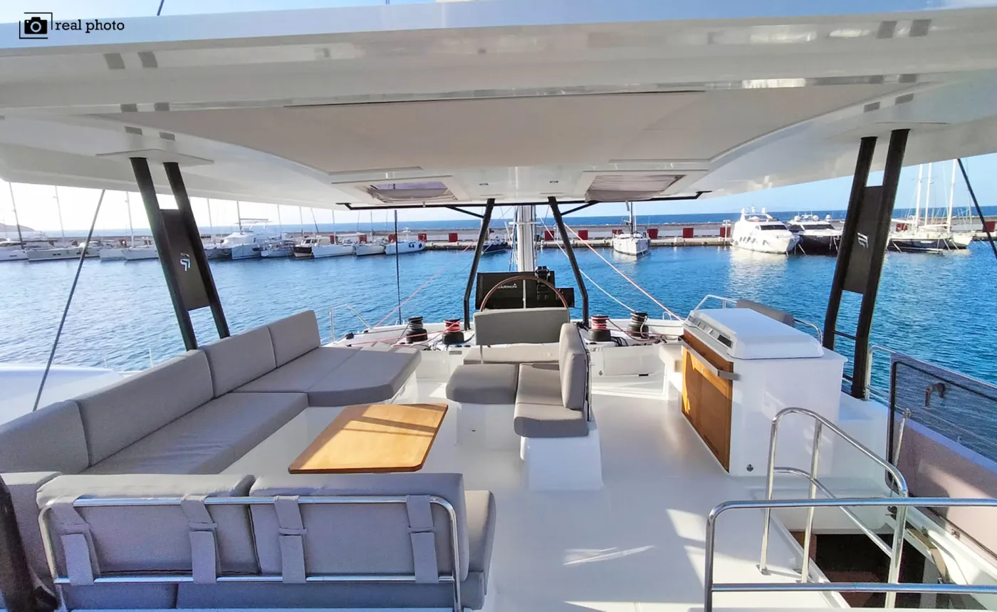 Libertà - Luxury Catamaran, A/C, Generator, Water maker, Solar panel - Catamaran in Castellammare di Stabia