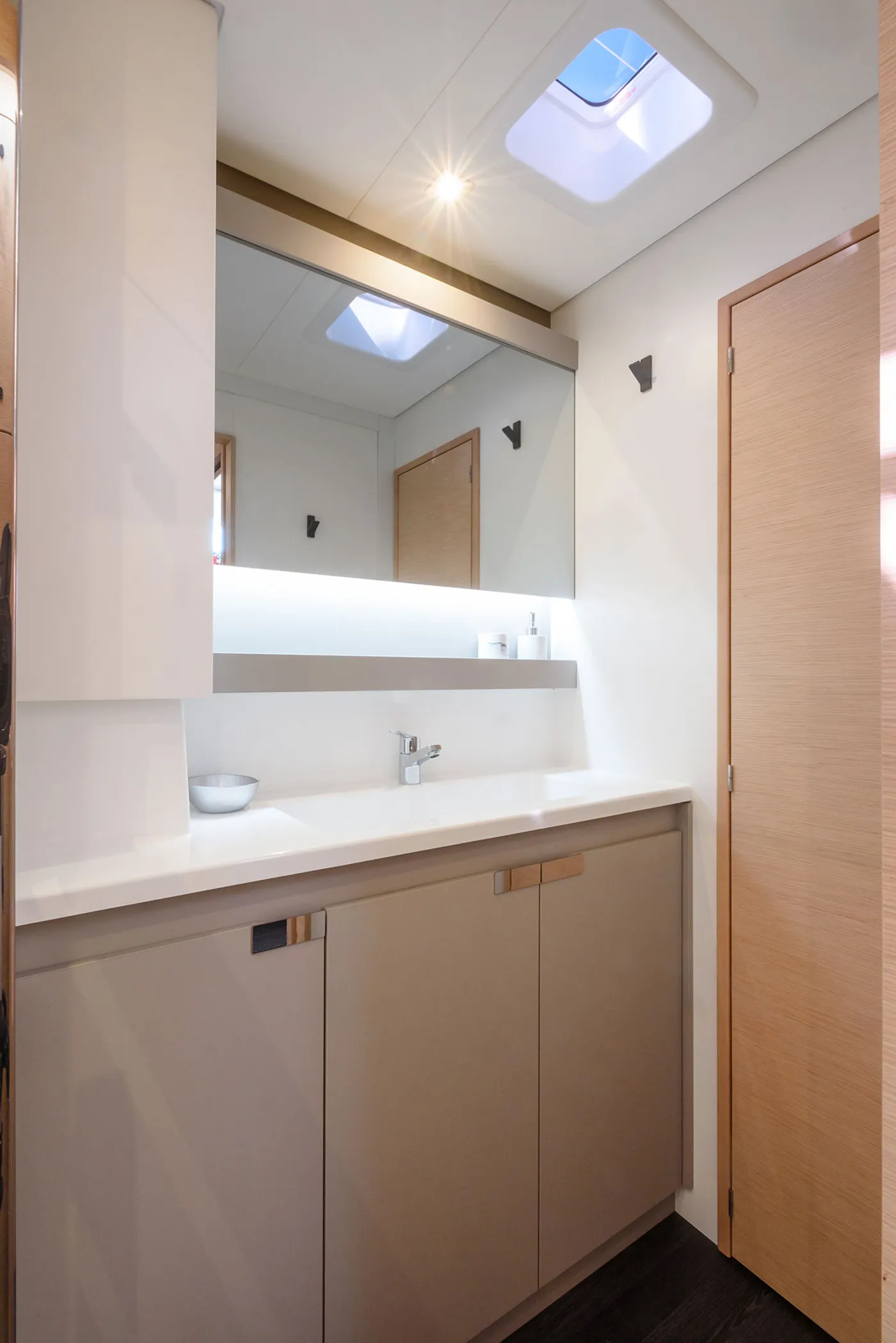 Celestia - A/C, Generator, Water maker - Catamaran in Castellammare di Stabia