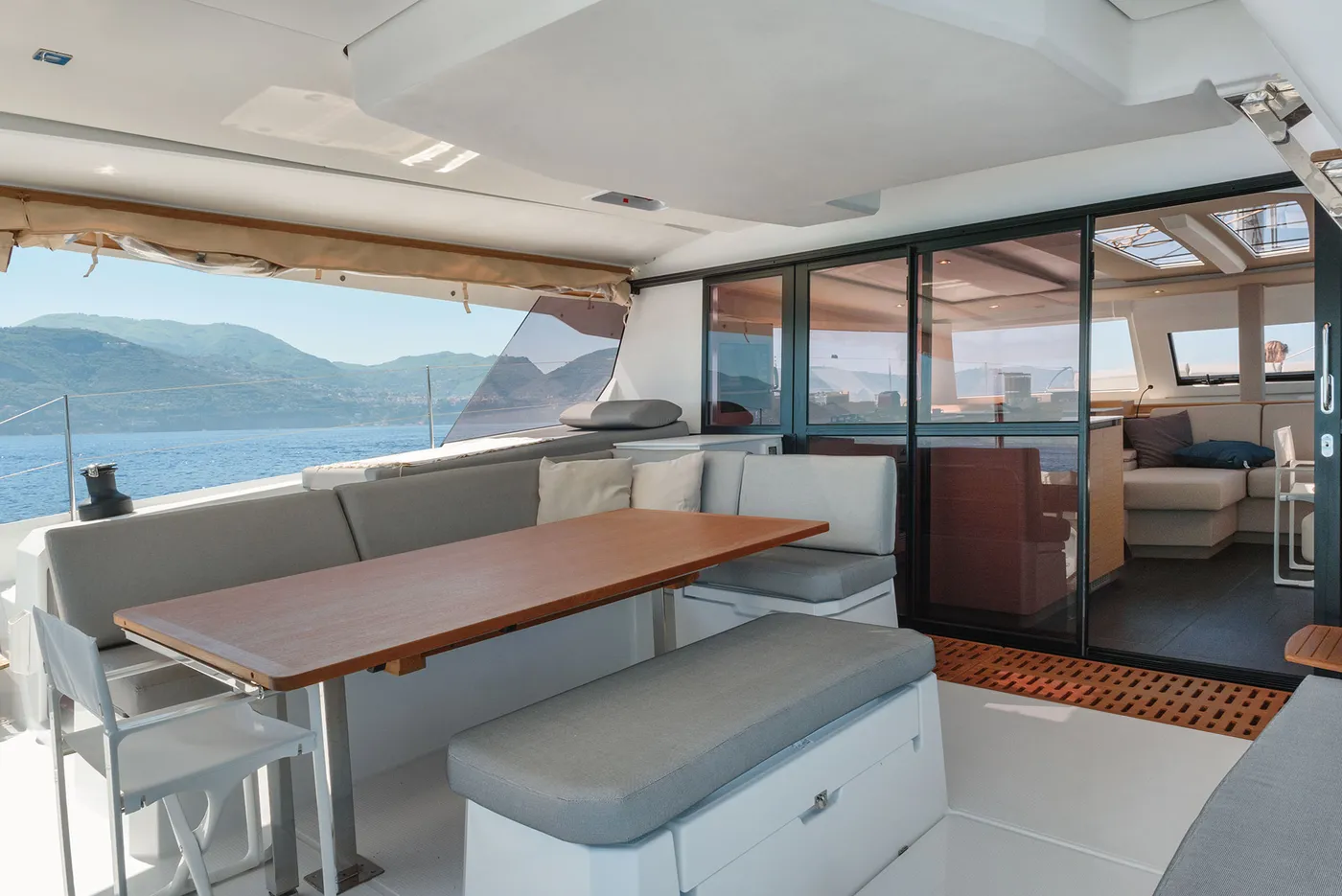 Celestia - A/C, Generator, Water maker - Catamaran in Castellammare di Stabia