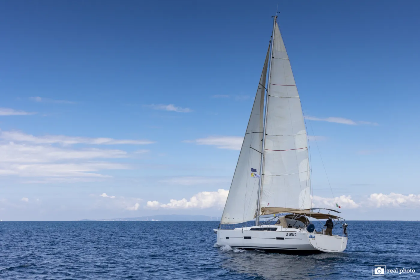 Asia - Solar Panel - Sailboat in Provincia di Grosseto