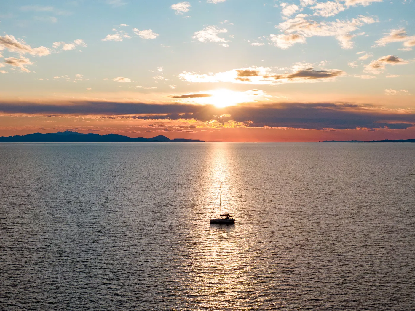 Ninive - Water maker, Solar Panel - Sailboat in Tonnarella