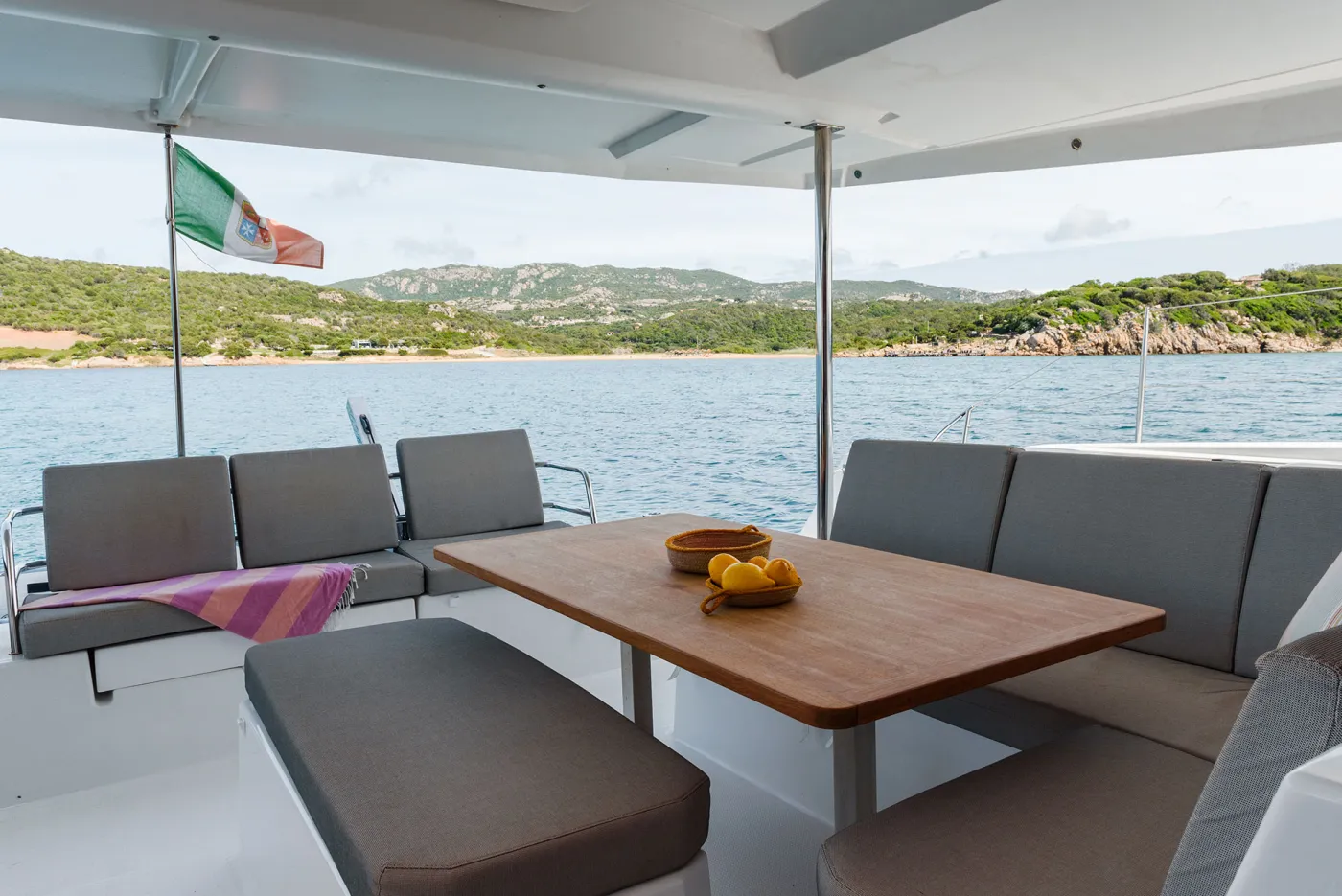 Amapola - A/C, Generator, Water maker. Solar panel - Catamaran in Cannigione