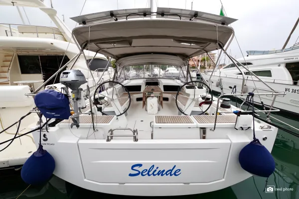 Selinde - Water maker, Solar Panel
