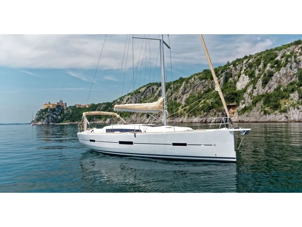 Nab - Sailboat in Baiona