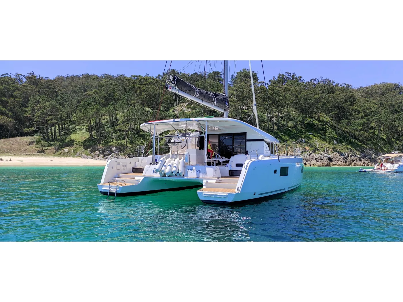 Verne - Catamaran in Baiona