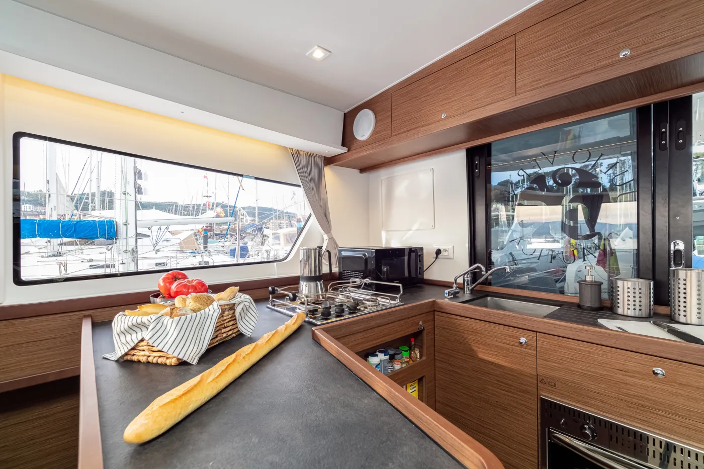 Verne - Catamaran in Baiona