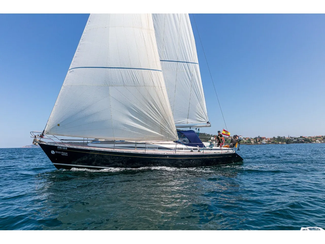 Nemo - Sailboat in Baiona