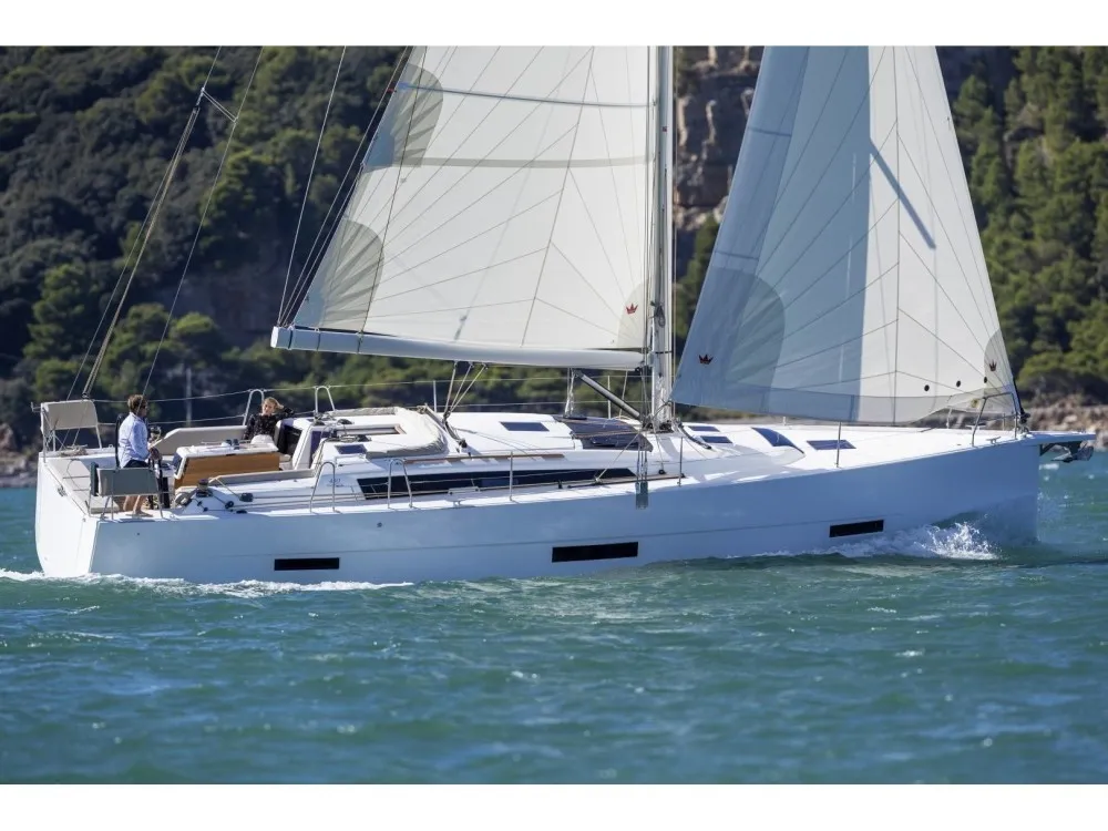 Victoria - Sailboat in Baiona