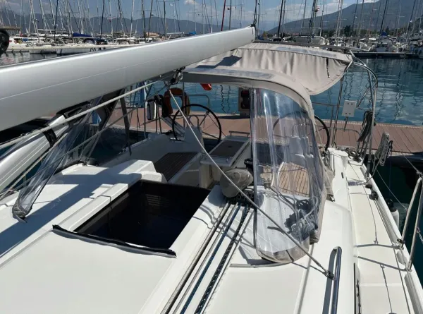 Sail Lynx
