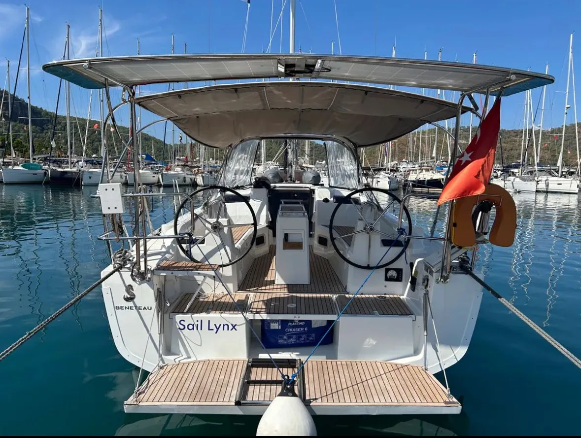 Sail Lynx - Yelkenli içinde Karagözler