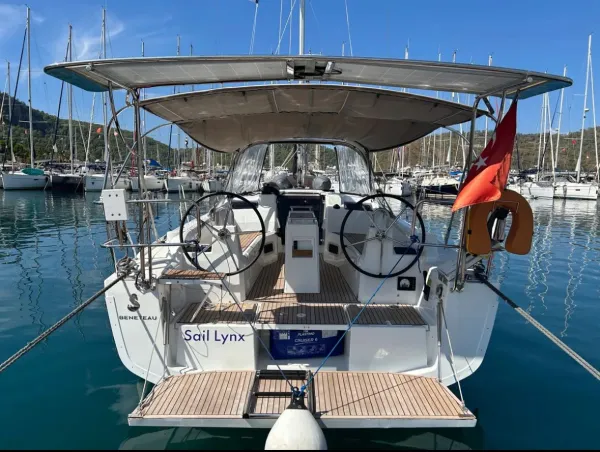 Sail Lynx