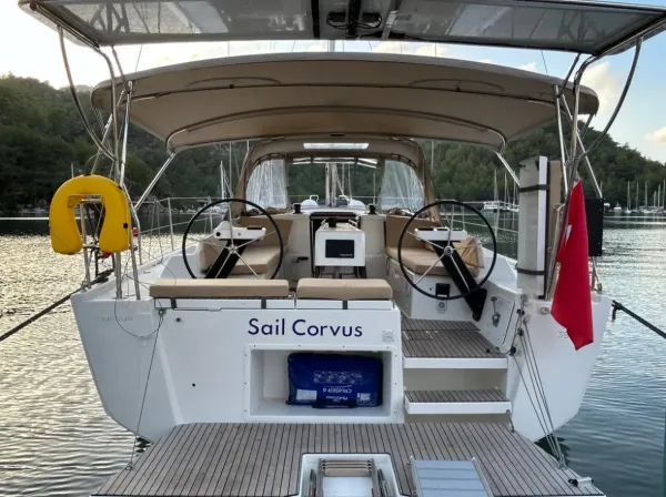 Sail Corvus