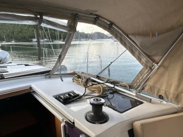 Sail Corvus