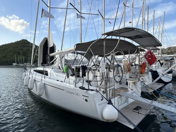 Sail Altair 1