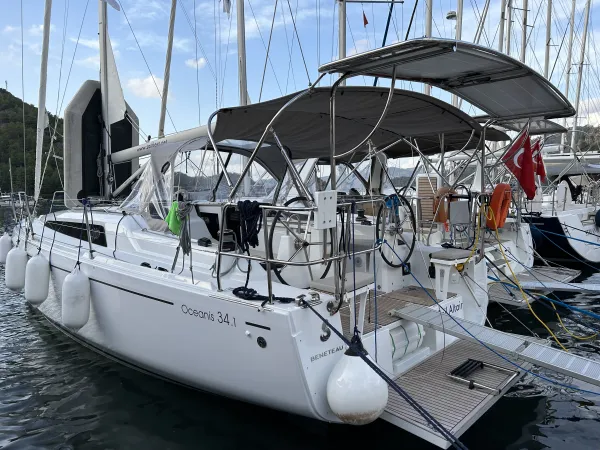 Sail Altair 1