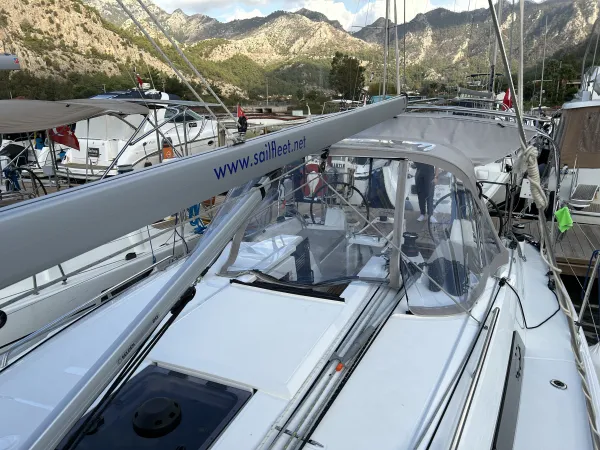 Sail Altair 1