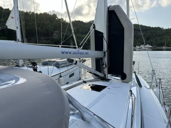 Sail Altair 1