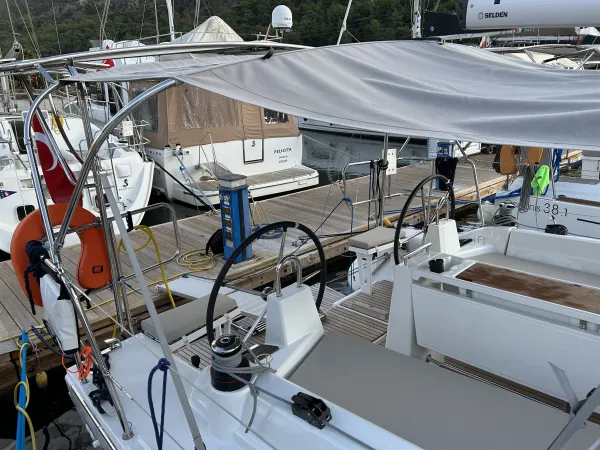 Sail Altair 1