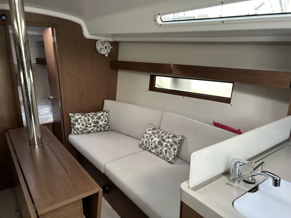 Sail Altair 1