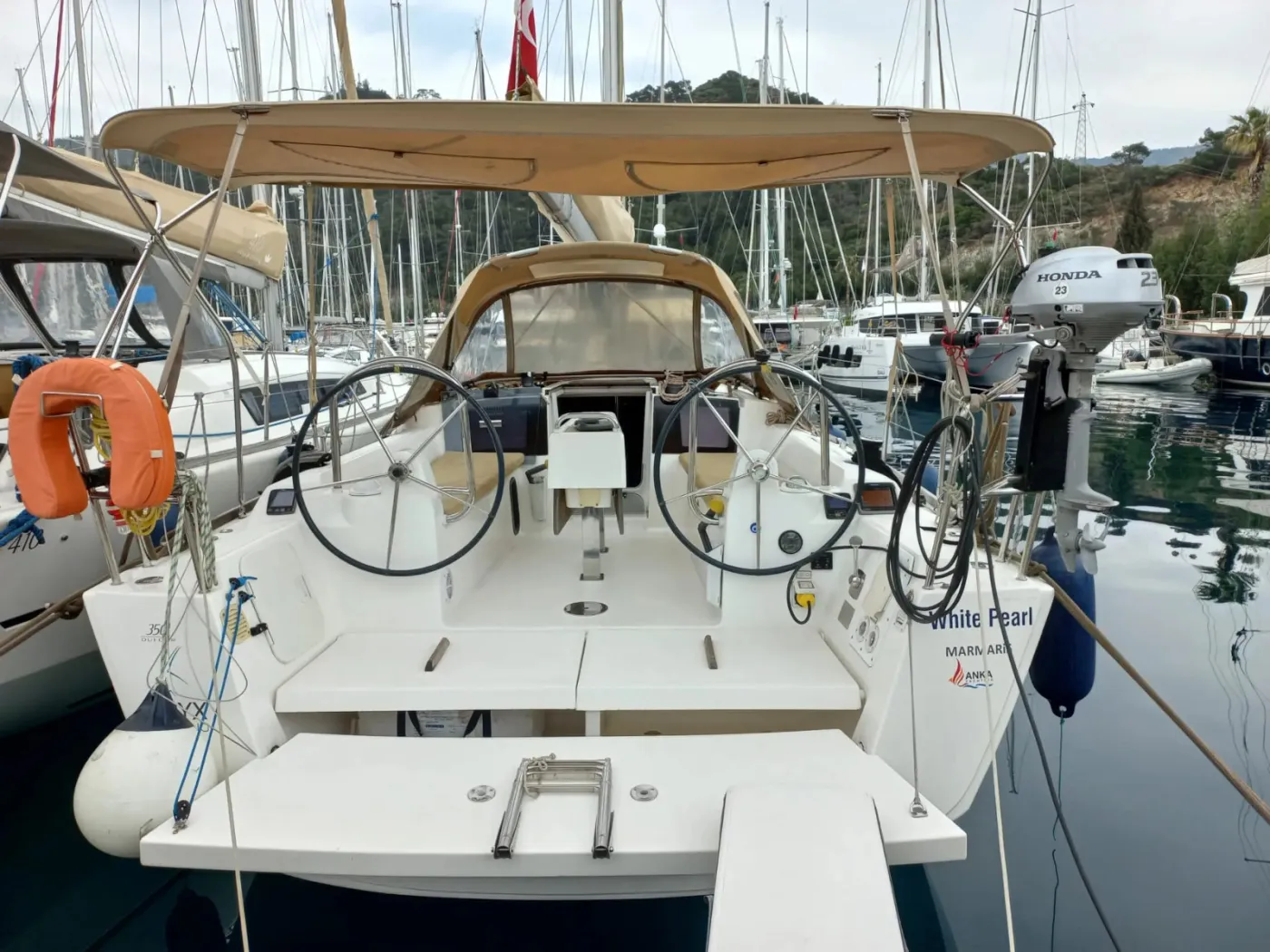 White Pearl - Sailboat in Marmaris