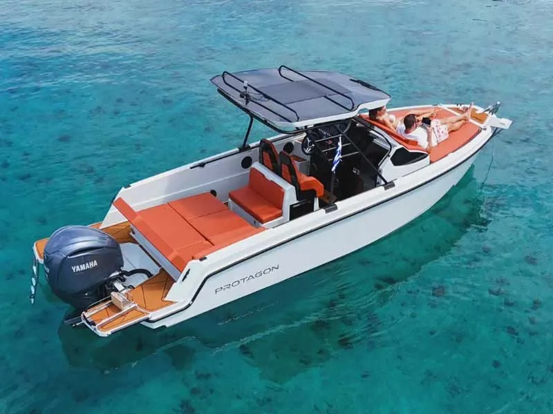 Aquaholic - Motor Yacht in Chalkidiki