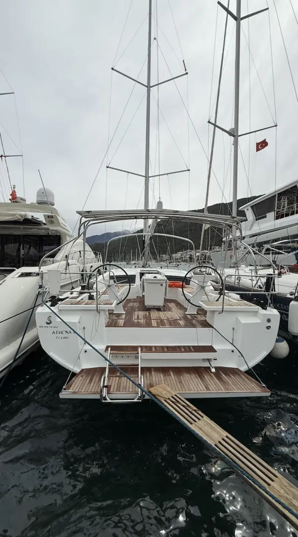 Athena 5