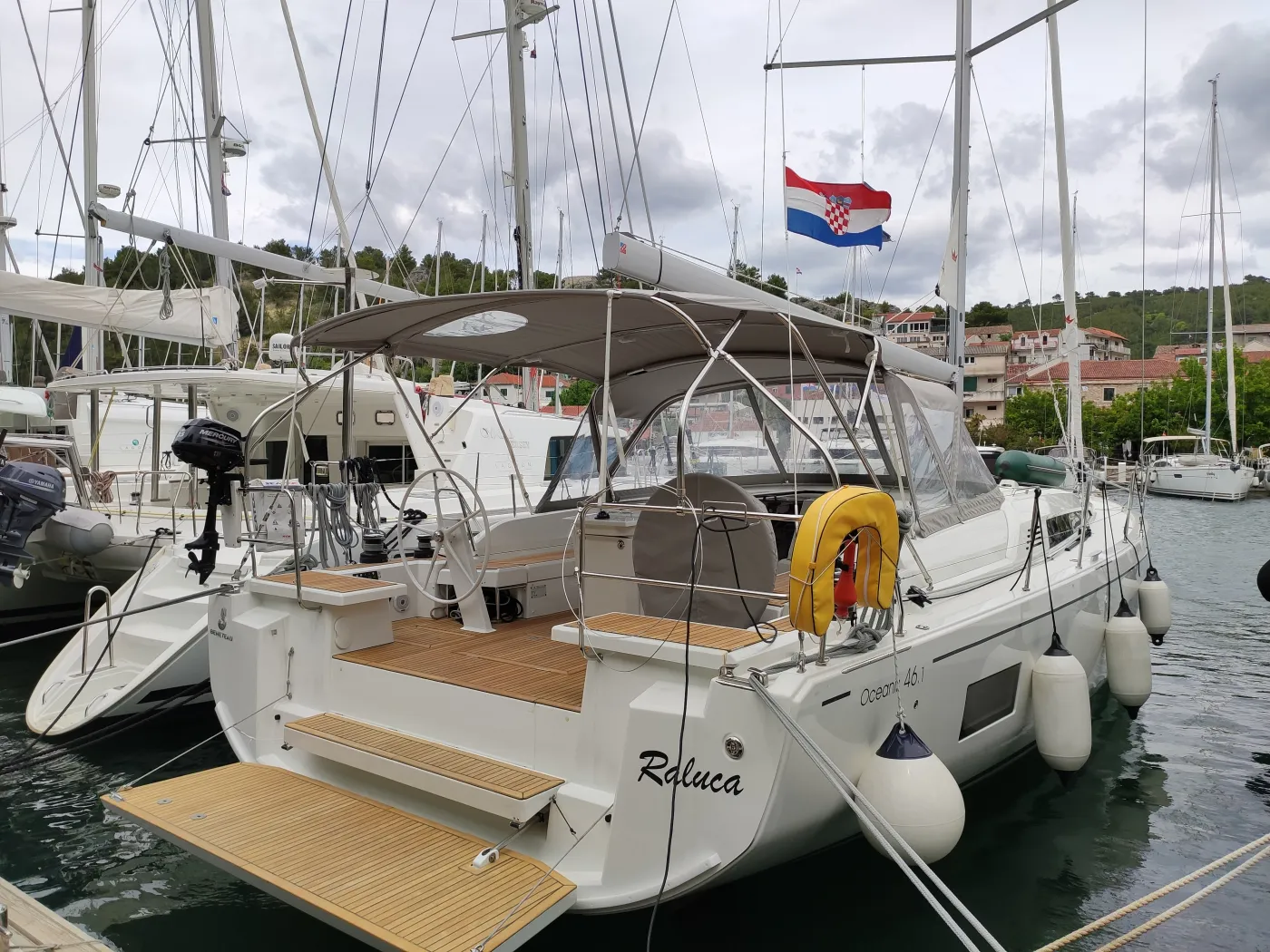 Raluca - Sailboat in Skradin