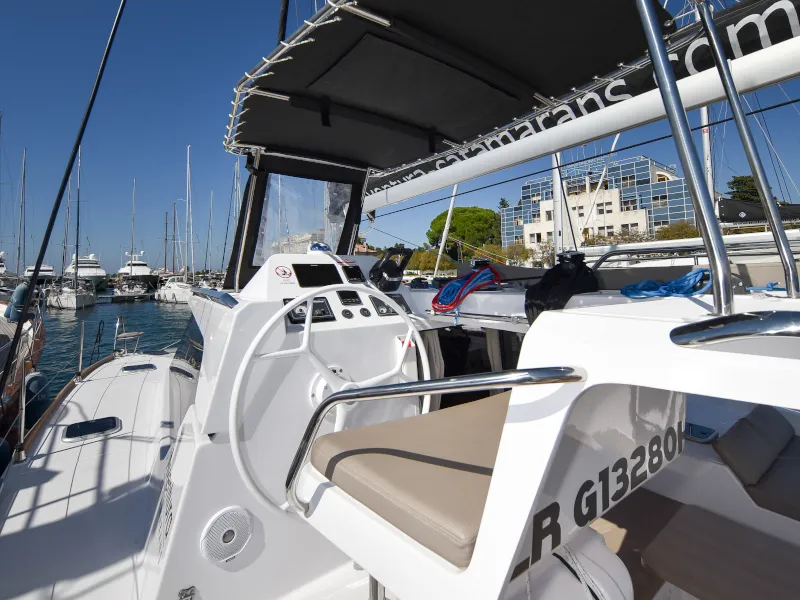 LAUREMI - Catamaran in Zadar