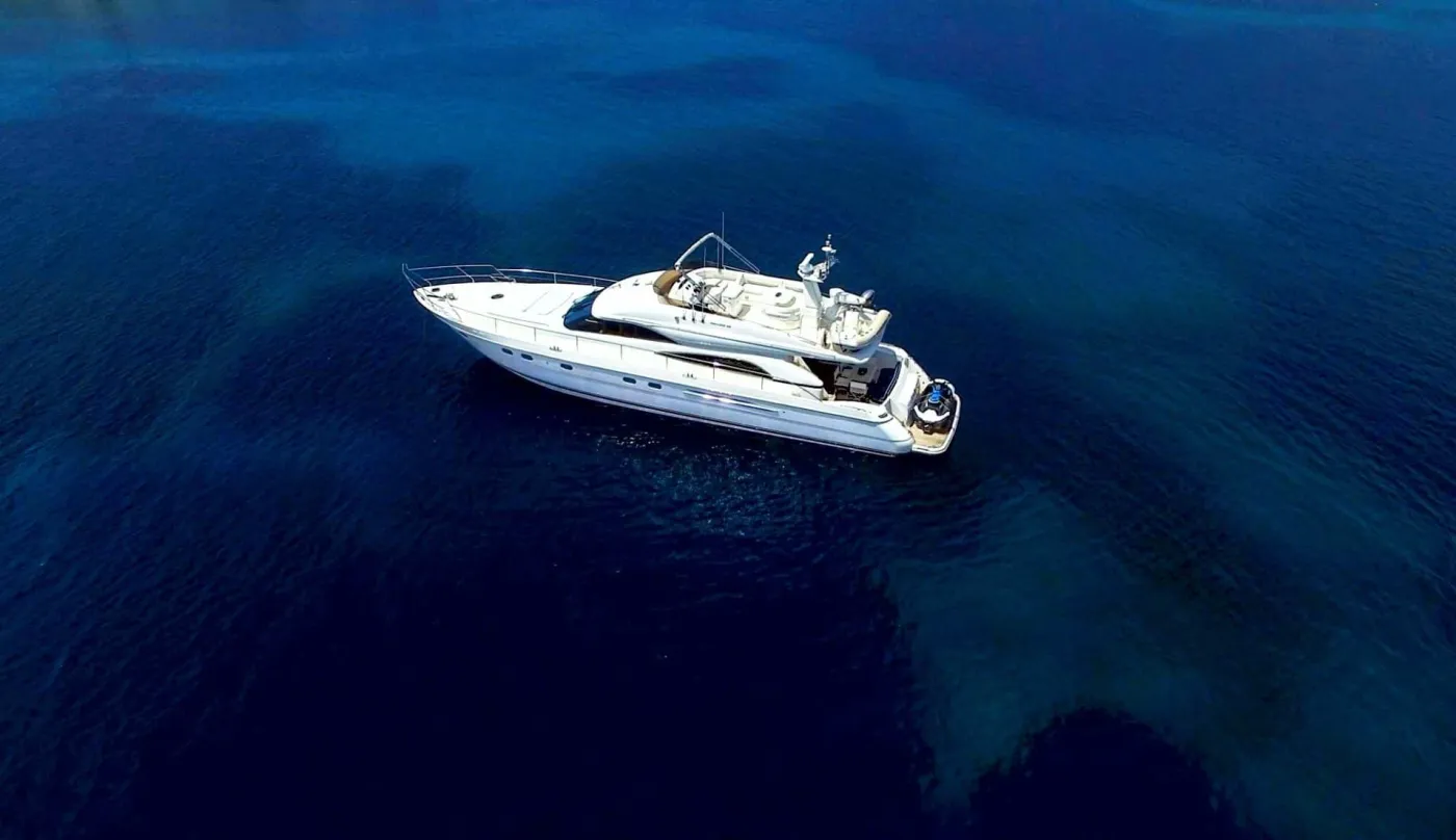 Fast Break - Motor Yacht in Lavrio