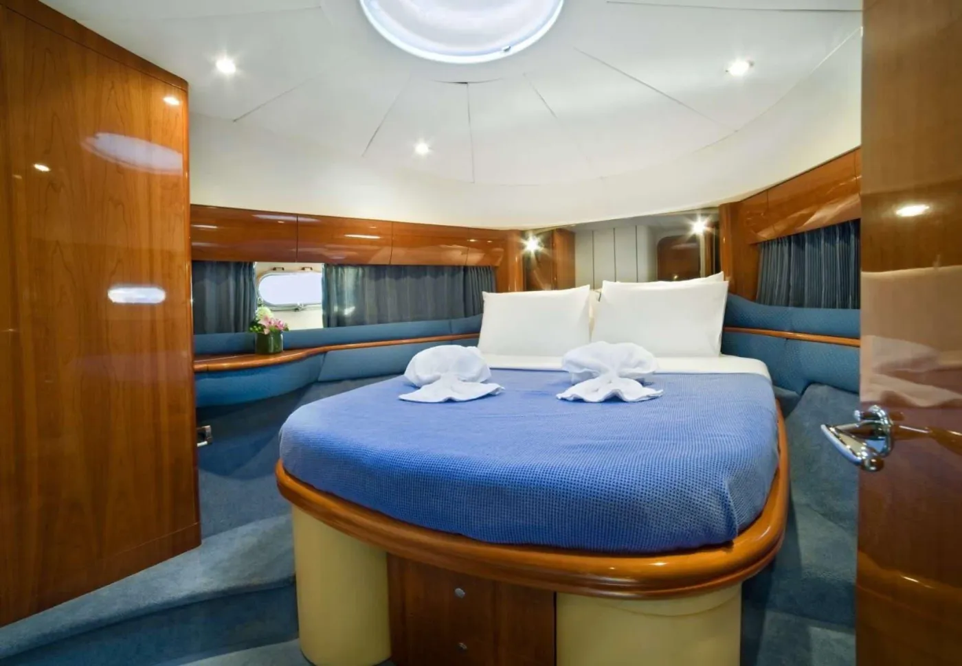 Fast Break - Motor Yacht in Lavrio