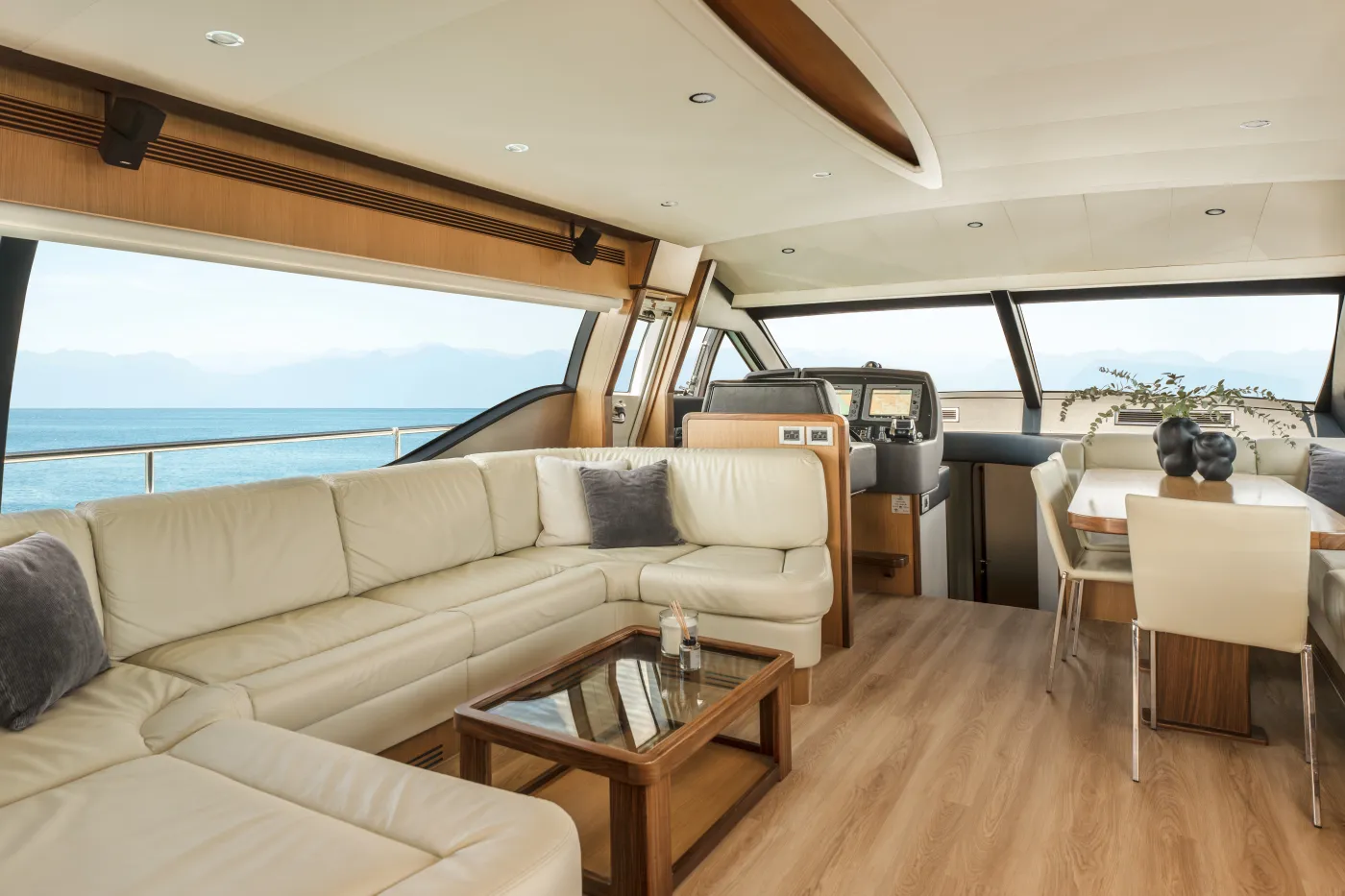 ESCAPE - Motor Yacht in Ornos