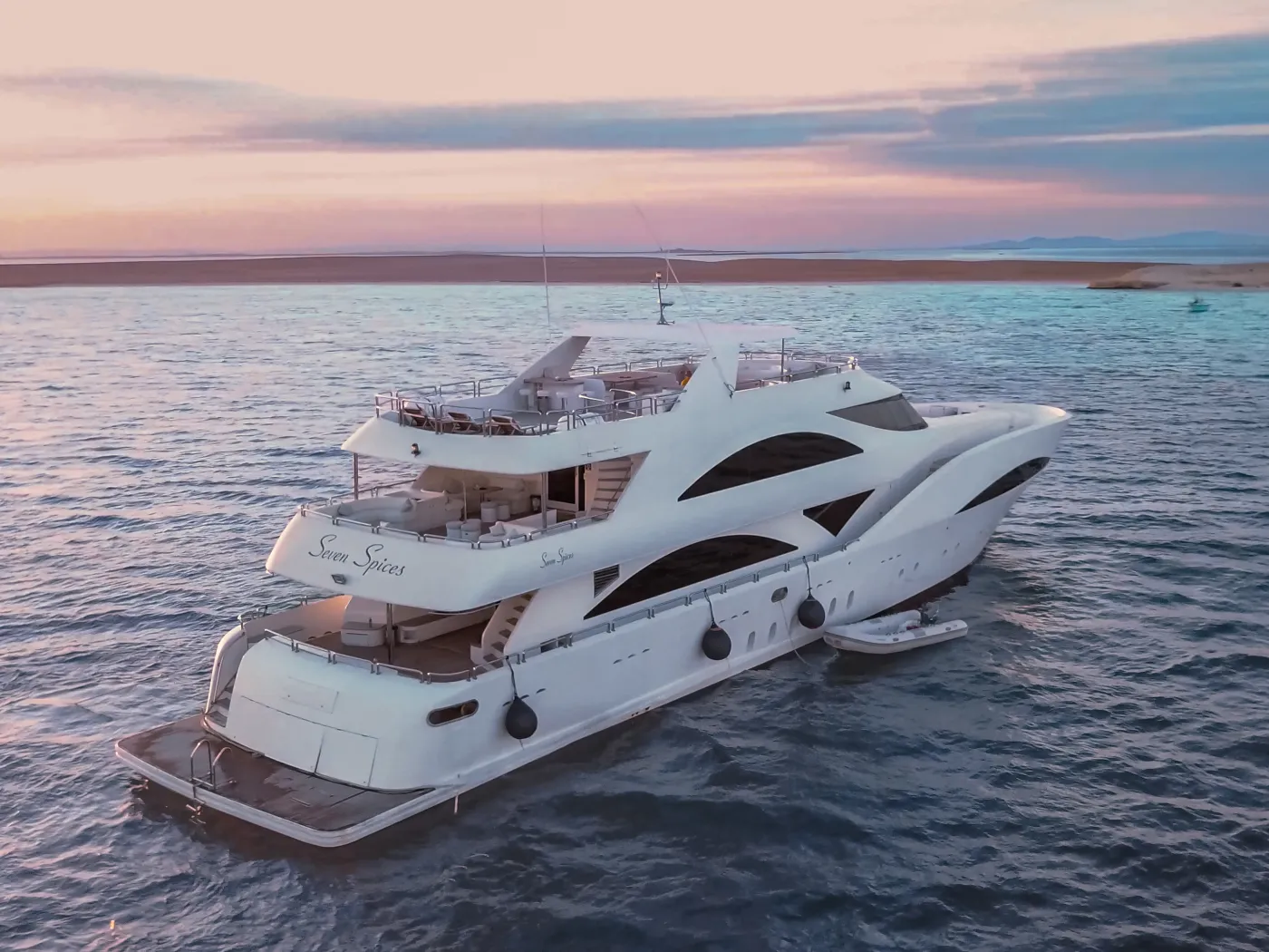 Seven Spices - Motor Yacht in Hurghada 2