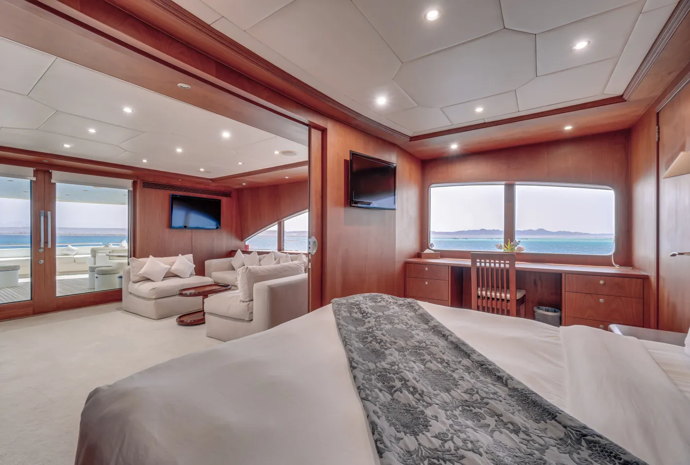 Seven Spices - Motor Yacht in Hurghada 2