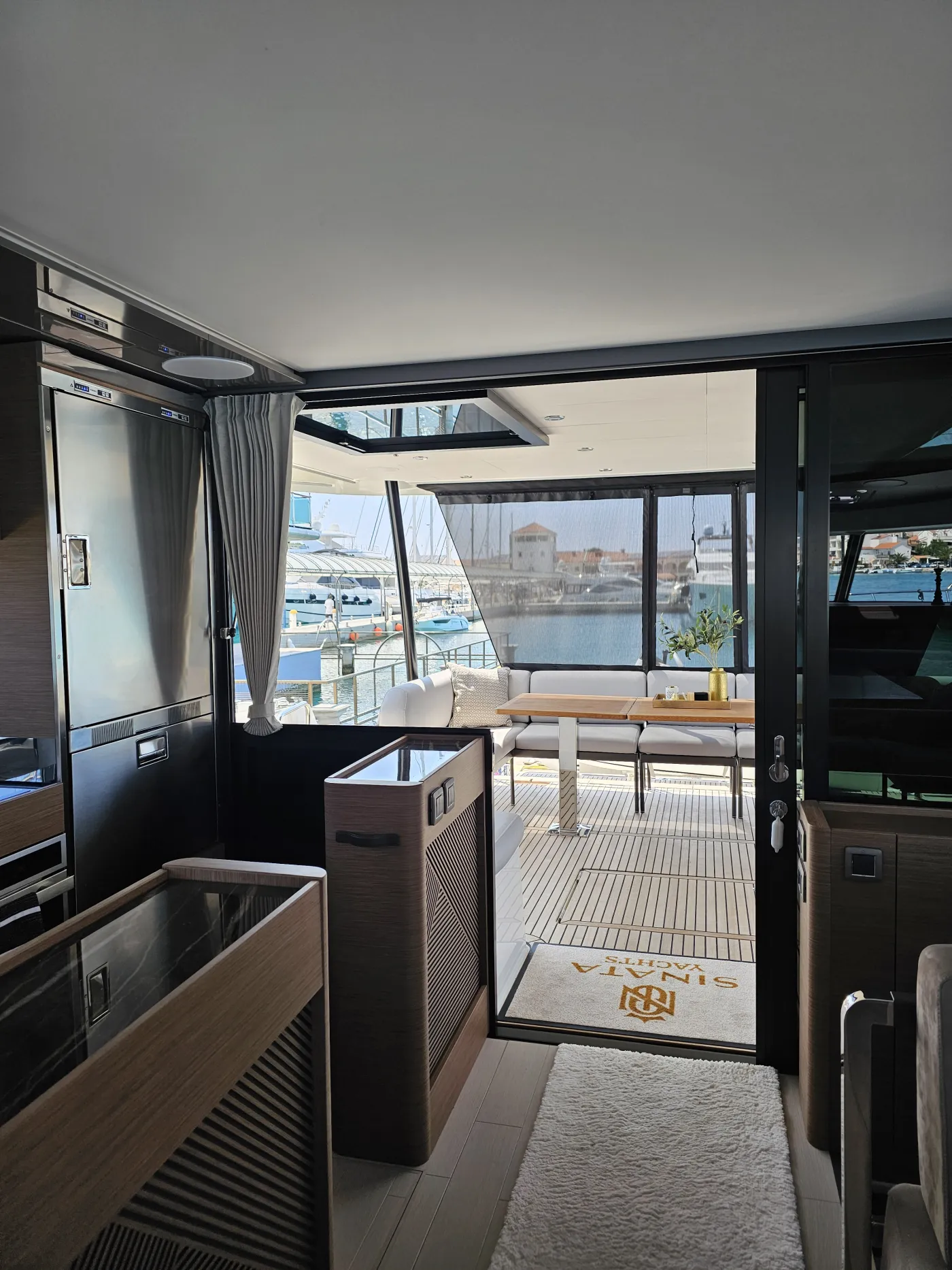 Diamond Si - Catamaran in Rogoznica