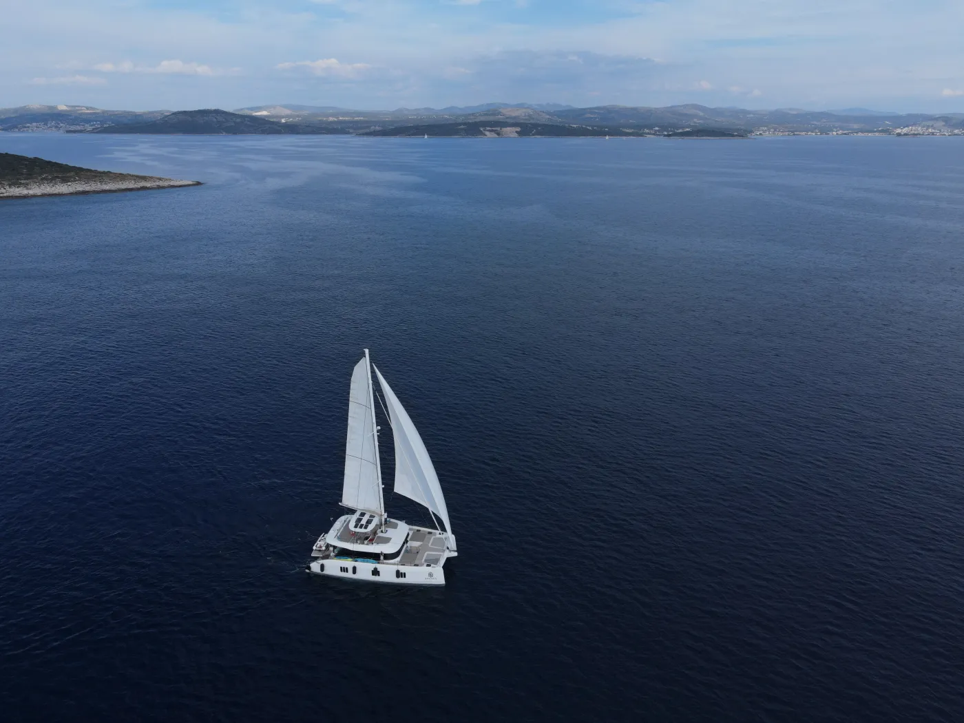 SINATA - Catamaran in Rogoznica