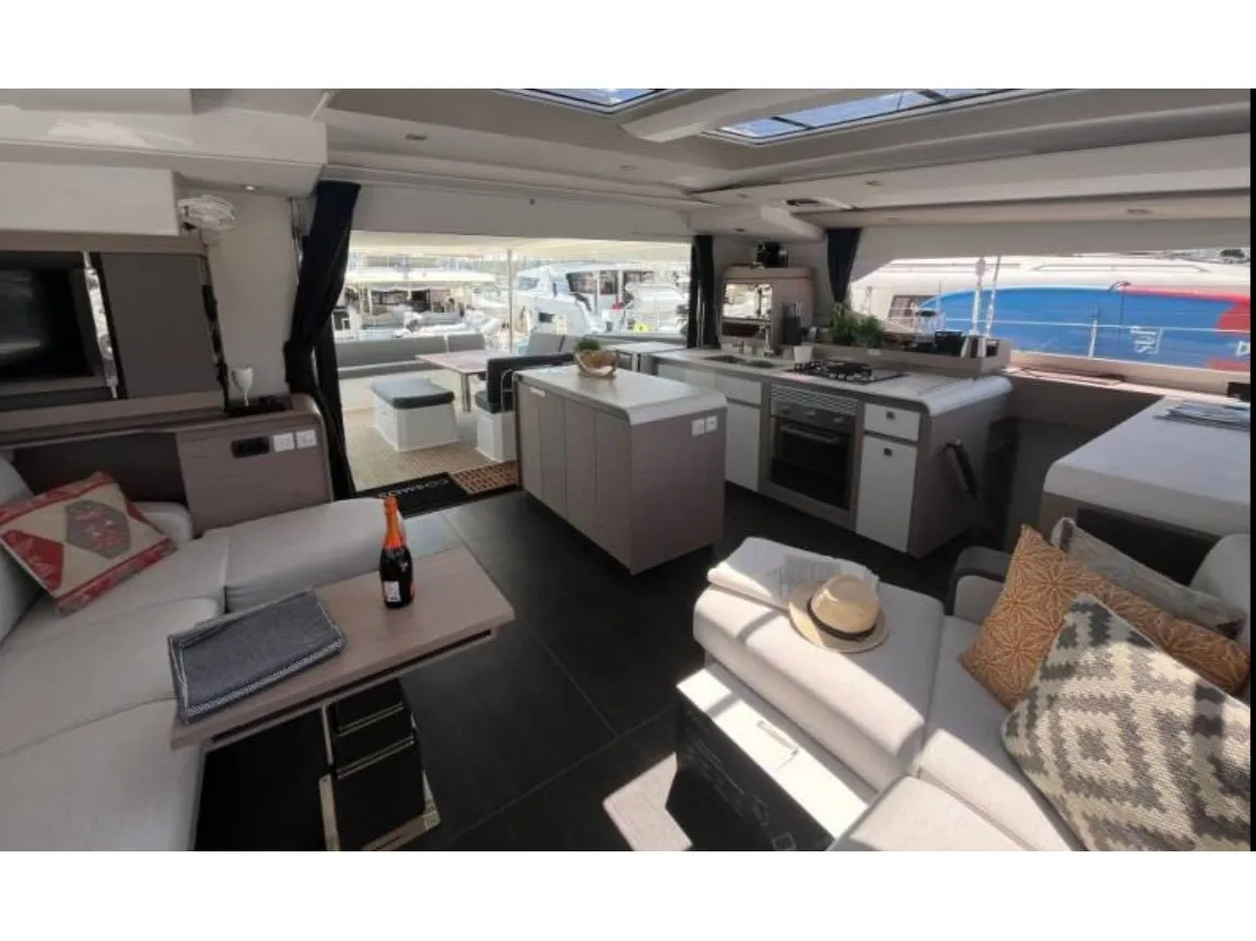 All Blue IV - Catamaran in Alimos