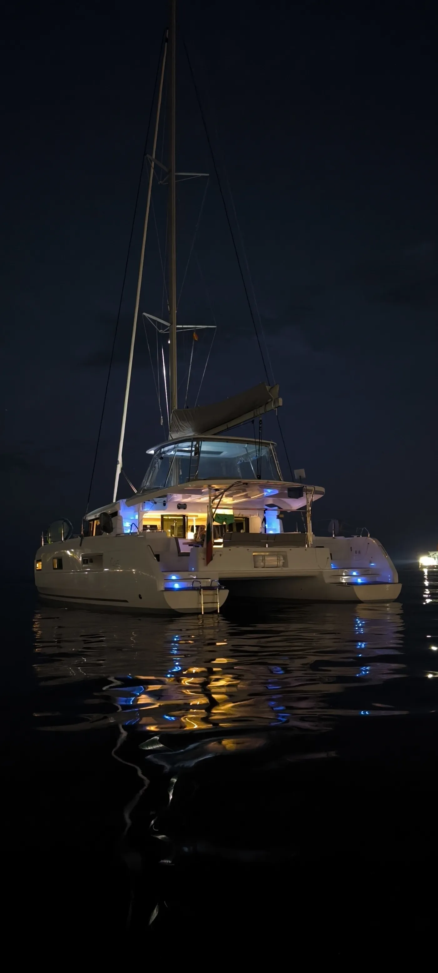 Astraea - Catamaran in Alimos