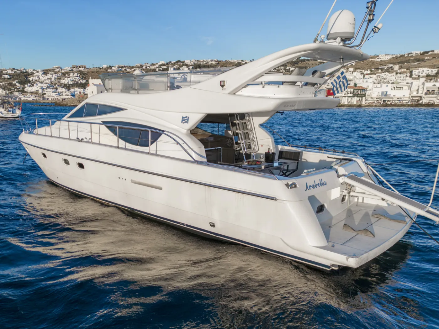 Arabella - Motor Yacht in Paros