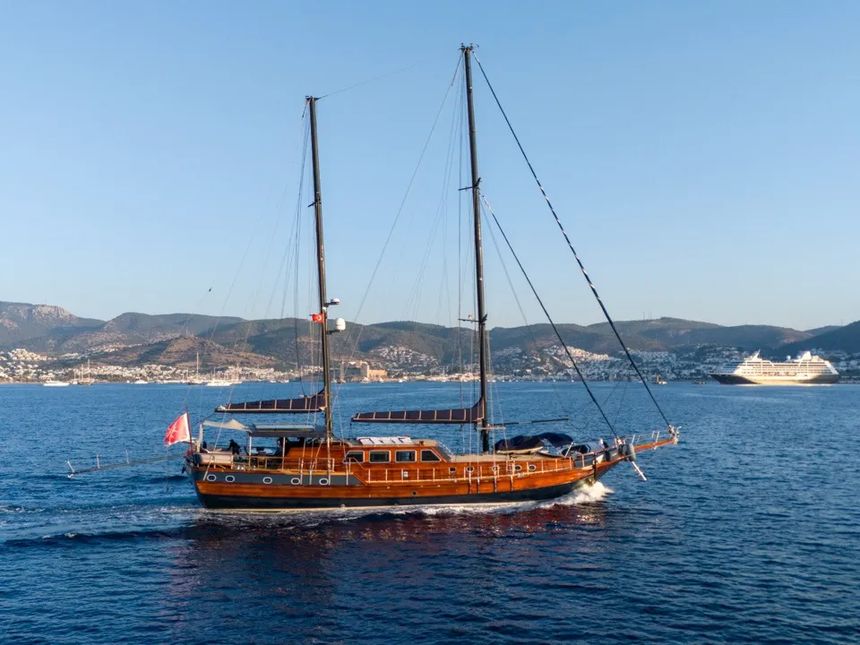 Capricorn 1 - Sailboat in Alimos