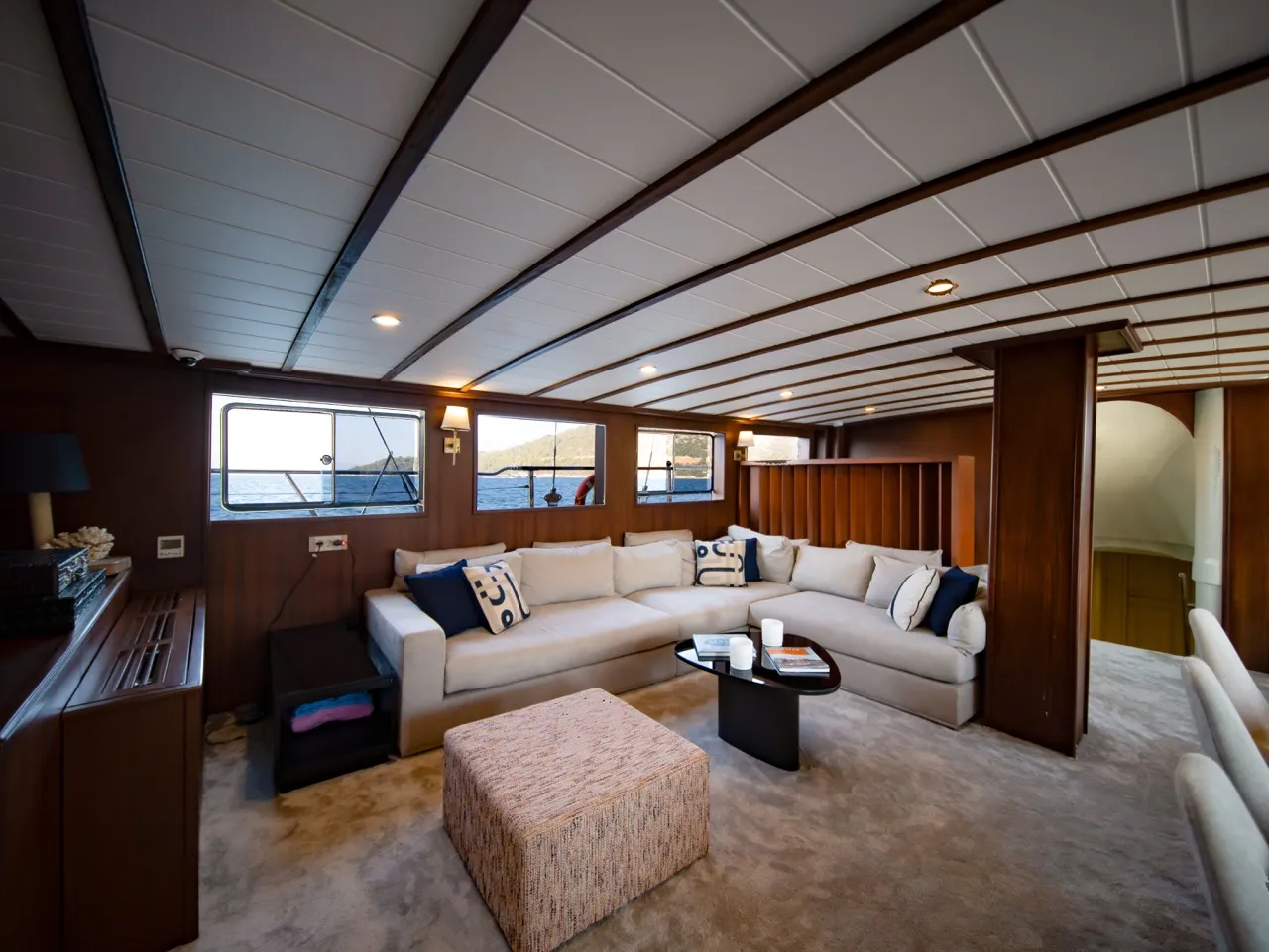 Caustic - Gulet in Eskiçeşme